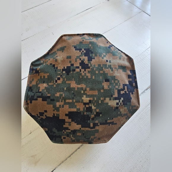 USMC Cover - Picture 2 of 3